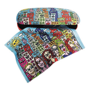 Summer in The City - Brillenetui Hardcase mit Stoffbezug und Reinigungstuch aus Mikrofaser von Fridolin